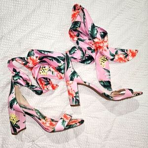 Jessica Simpson Narella heels pink size 10